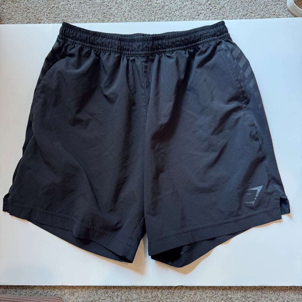 Gymshark Mens Black Athletic Training Shorts Size Medium Mesh Panels Logo